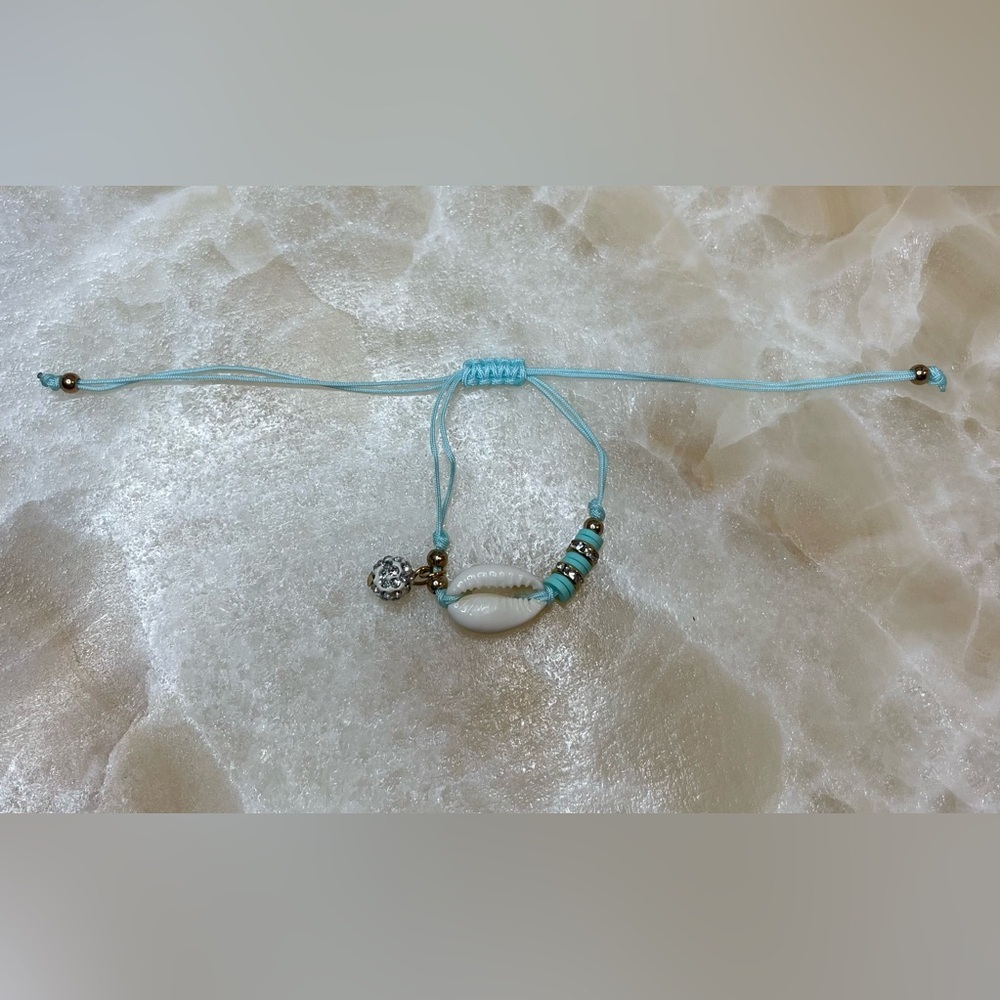 Shell Adjustable Bracelet – Blue Cord w/Rhinestone Charm New w/out tag